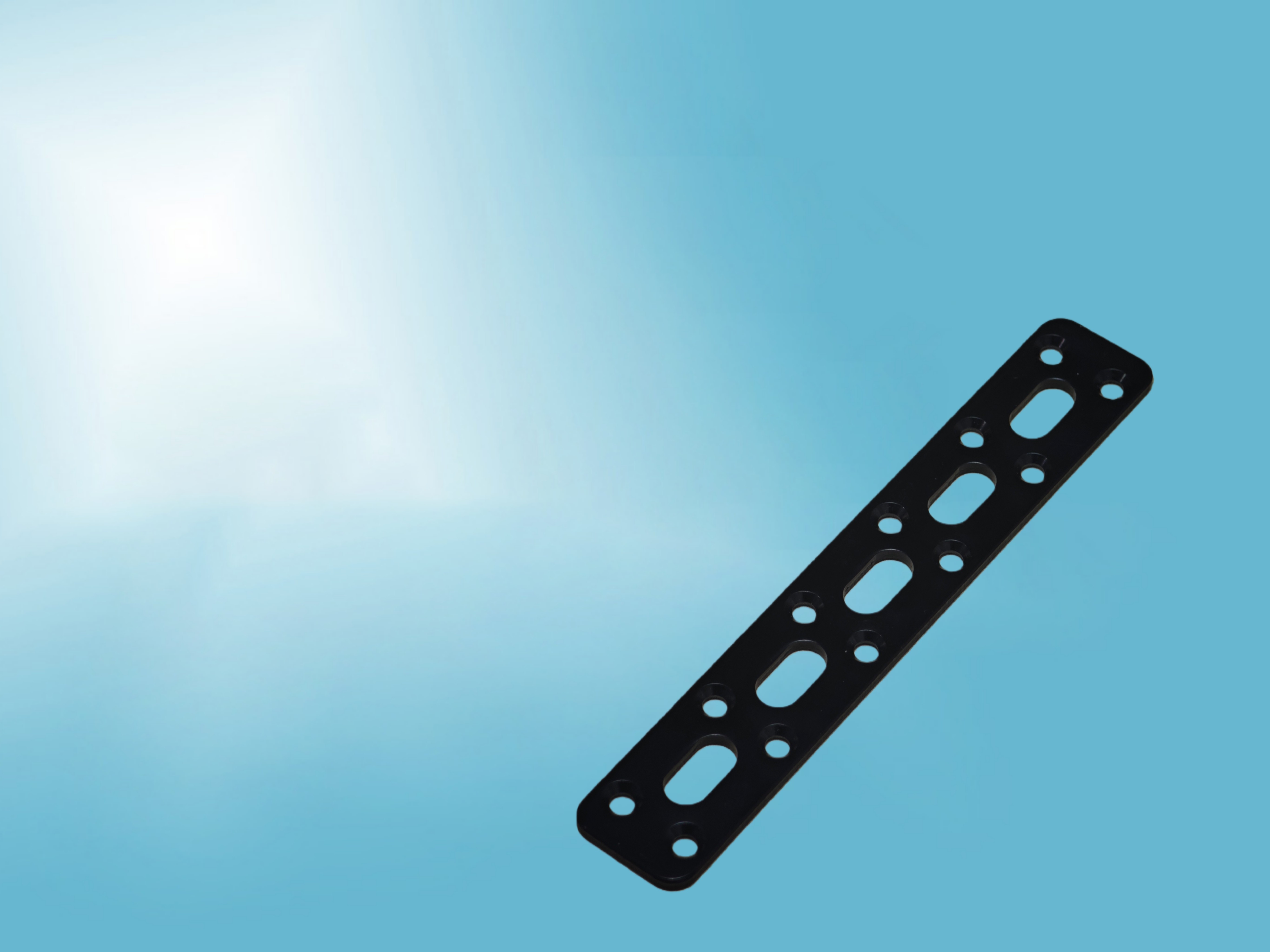 接合金物F（黑）